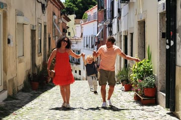 Professional Photo Shoot Tour in Lisbon, Portugal