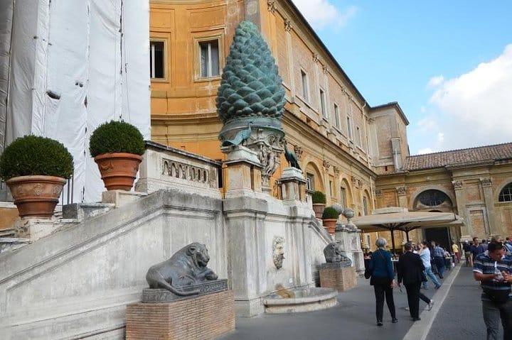 Private Vatican Museum Tour 4
