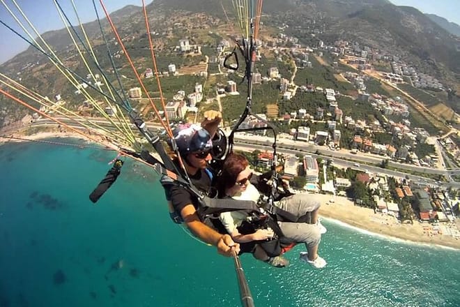 Alanya Paragliding and City Tour with Roundtrip Transfer 2