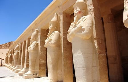 Full-Day Guided Bus Tour from Hurghada to Luxor's Highlights