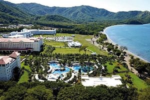 Transfer Service From Liberia Airport To Riu Palace and Riu Guanacaste
