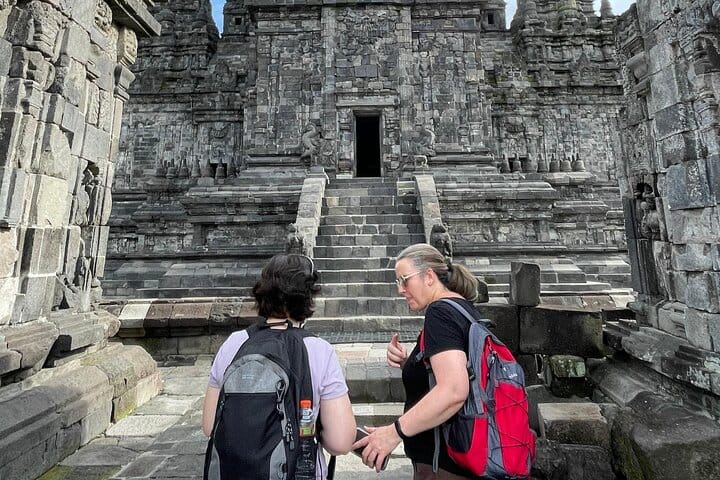 Borobudur Sunrise From Setumbu Hill, Prambanan Tour and Transport
