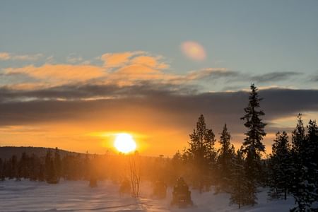 Day tour with snowmobile in Kiruna 10:30 am