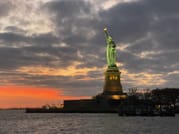 New York: Statue of Liberty and Ellis Island Sunset Cruise 5