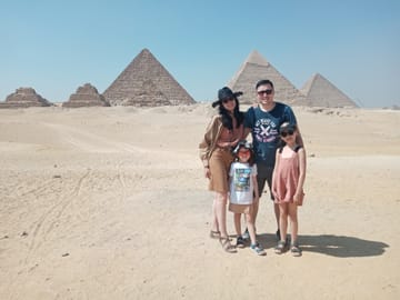 El Cairo Imperial desde Hurghada – Pirámides de Guiza, Esfinge y Crucero por el Nilo