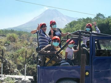 Merapi volcano tour by Jeep