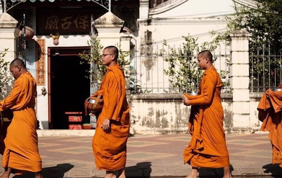 half day morning tour by Tuk-Tuk