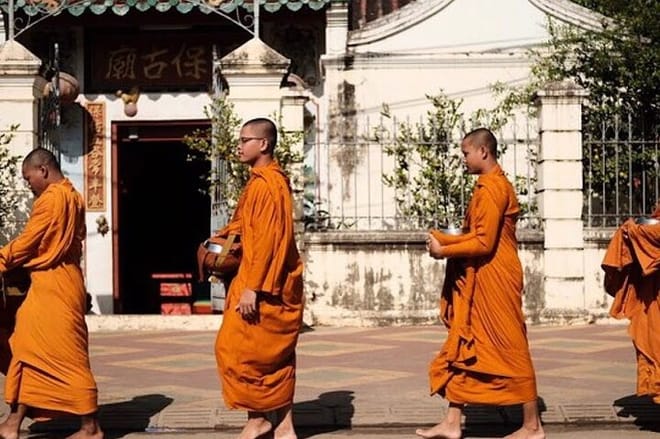 half day morning tour by Tuk-Tuk 