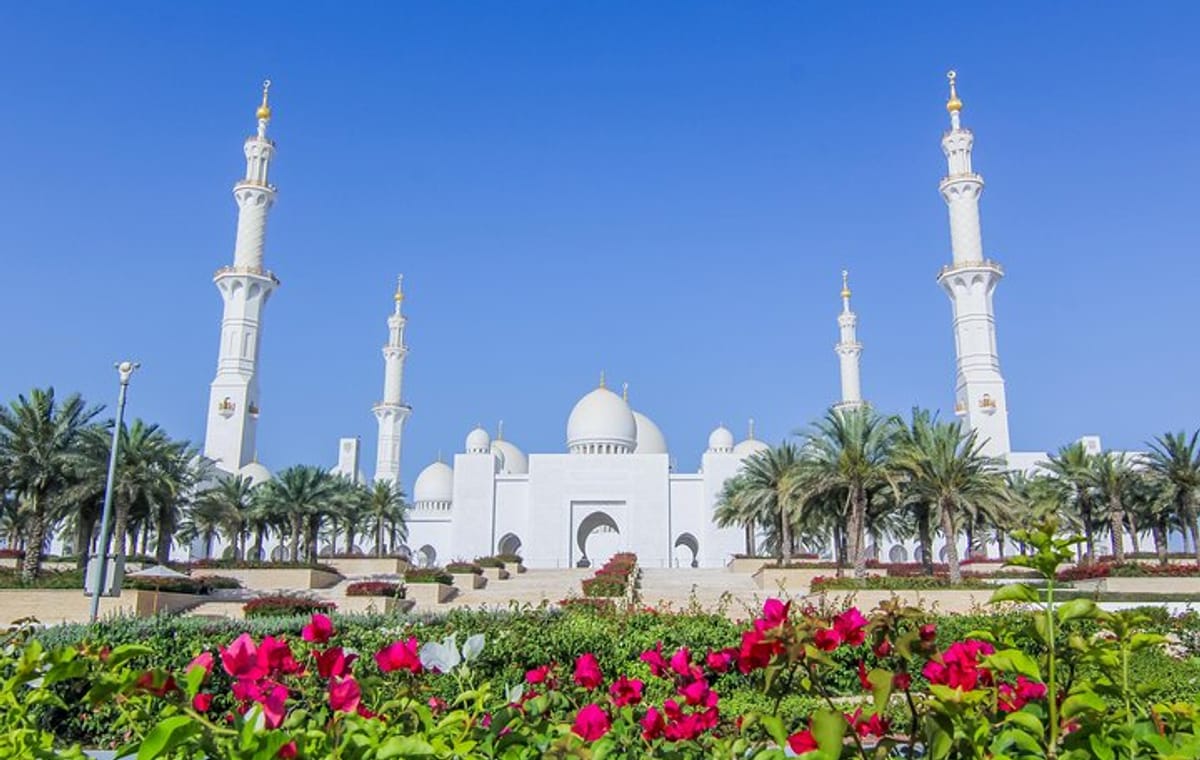 Abu Dhabi Full-Day City Sightseeing Tour from Dubai