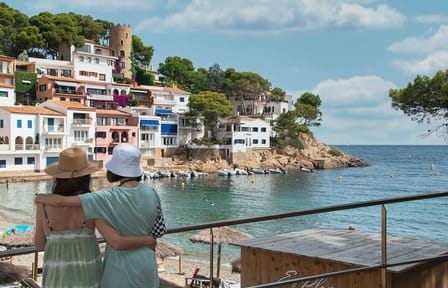 Scenic Girona and Costa Brava Day Trip from Barcelona