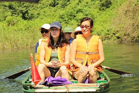 Bai Dinh Pagoda - Trang An boat trip - Mua cave mountain day tour: best selling