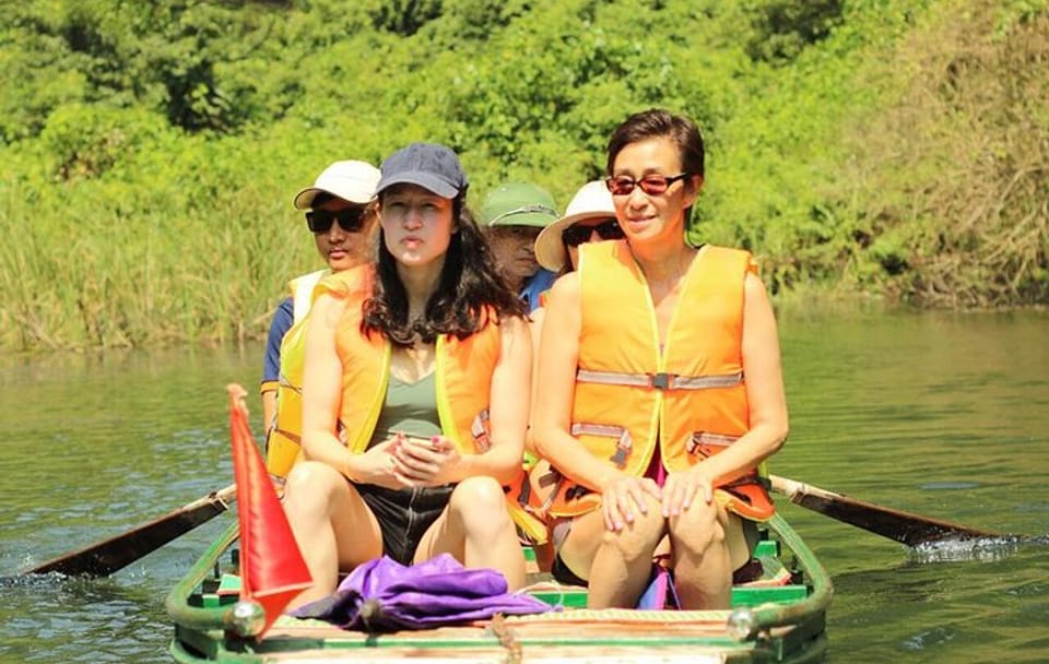 Bai Dinh Pagoda and Trang An Boat Trip Day Tour from Hanoi