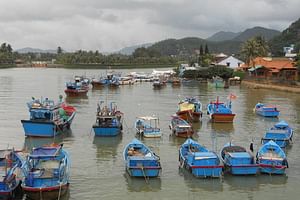 Discover Nha Trang bay by speed boat full day tour