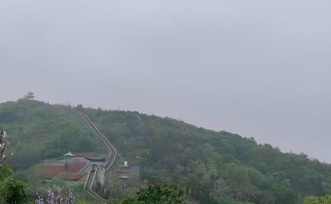 Hiking Day Trip to Yixing Little Great Wall from Shanghai