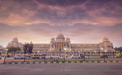 Cultural Tour of Bengaluru, Chitradurga, and Gadag