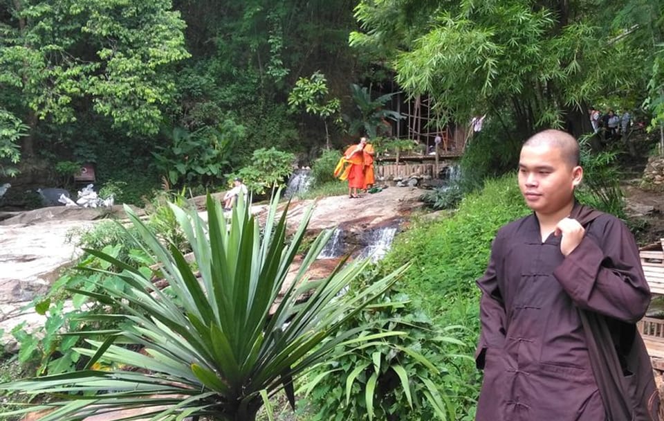 3-Hour Hike round trip Monk Trail to Wat Doi Suthep from Chiang Mai