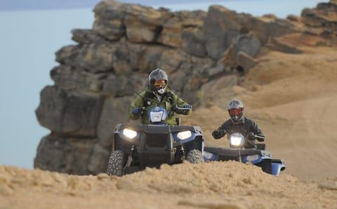 4WD Nature Tour to El Calafate Balcony with Lago Argentino Views