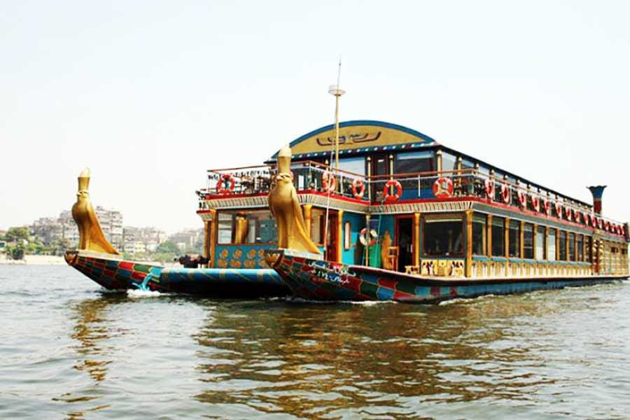 Cairo Dinner Cruise on the Nile: An Evening of Egyptian Splendor