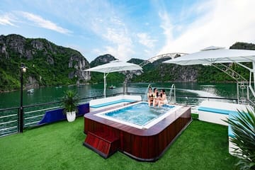 HALONG BEST SELLER -5 Star Day Cruise: Buffet Lunch and Jacuzzi