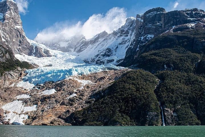 4-Day Atacama Desert Experience with Hotel, Tours & Meals