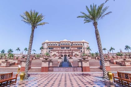 Private Tour: Abu Dhabi Full-Day City sightseeing with Transport from Dubai