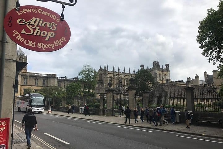 J.R.R. Tolkien's Oxford and Stonehenge Private Tour 10