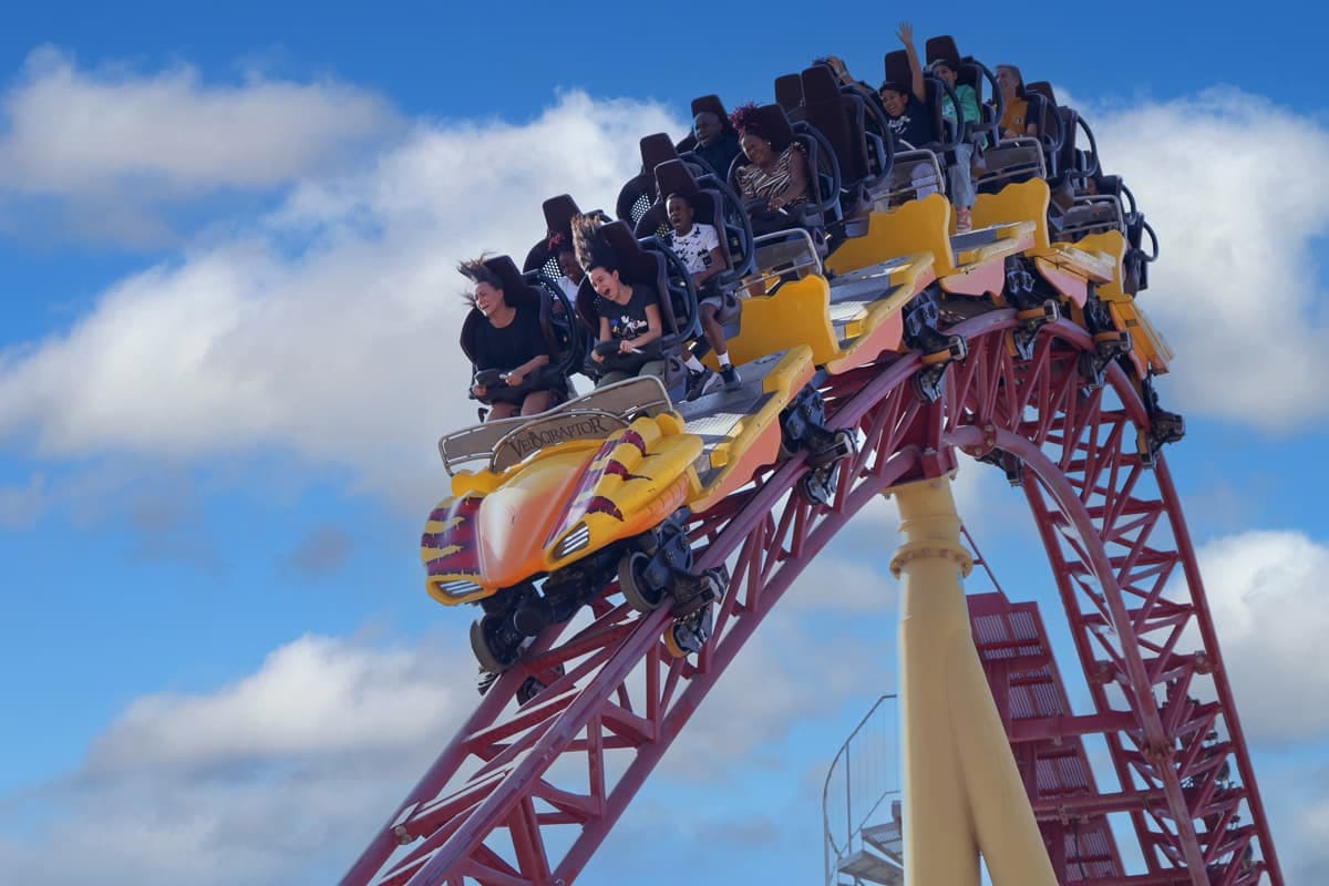 Dubai’s Ultimate Thrills & Splash Fun: Wild Wadi & IMG Adventure for All Ages!