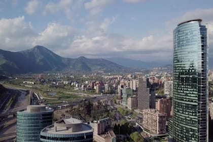 Transfer from the Arturo Merino Benitez airport to the hotel in the city of Santiago