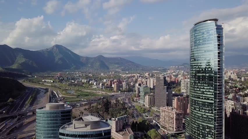 Transfer from the Arturo Merino Benitez airport to the hotel in the city of Santiago 3
