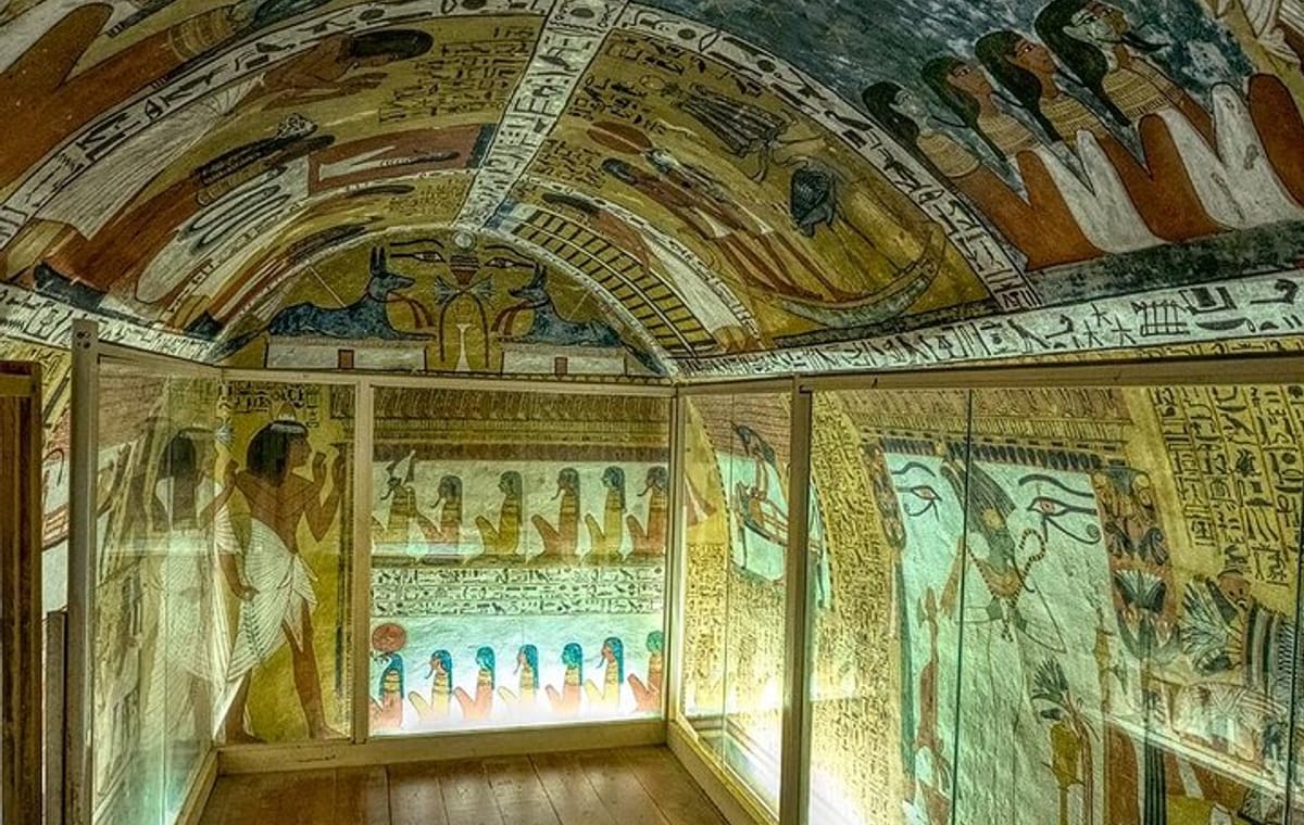 Luxor: Valley of Kings, Hatchepsut Temple ,Karnak & Luxor-DayTour