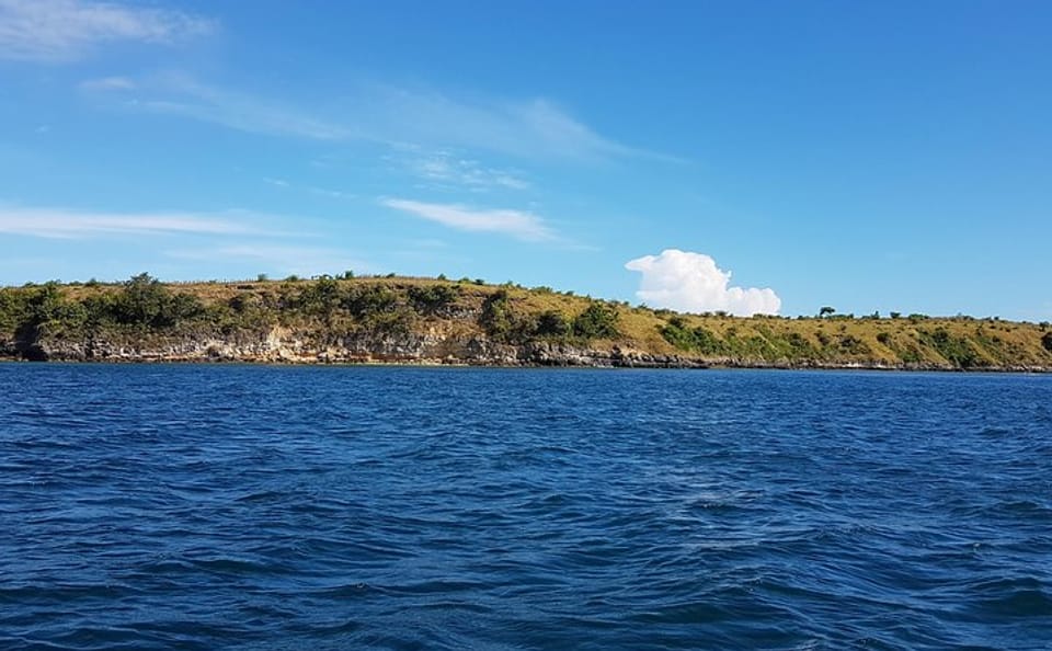 Day Tour to Pink Beach from Kuta, Lombok Island