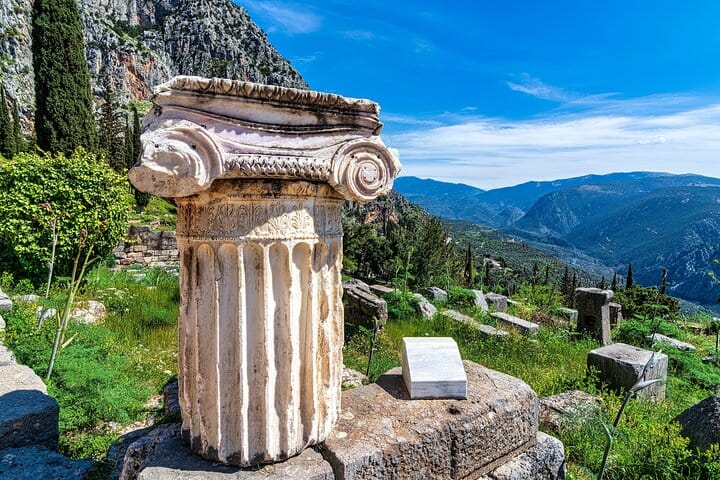 Delphi and Thermopylae Full Day Experience  3
