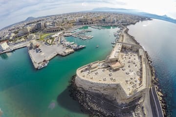 Heraklion half-day tour: Knossos Palace, Museum, and Wine Tasting