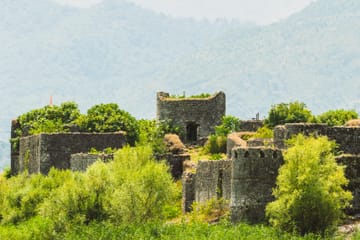 Semi-Private Lake Skadar Boat Tour with Wine from Virpazar