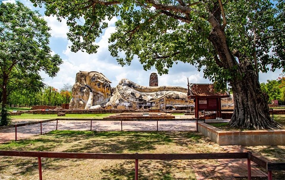 Private Cultural Tour of Ayutthaya's Historic Temples