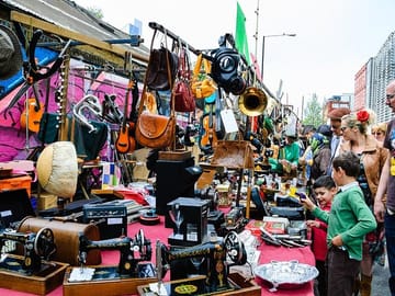 Brick lane market