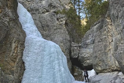 Grassi Lake and Grotto Canyon Icewalk from Calgary