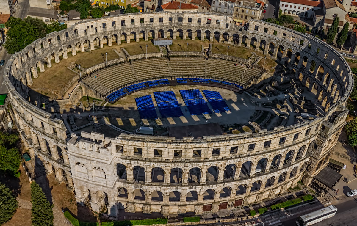 Private Pula and Olive Oil Tasting Tour – from Poreč and Rovinj