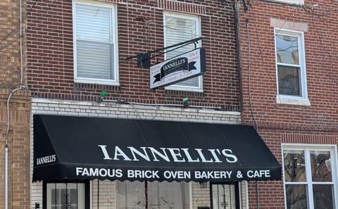 South Philly Walking Tour of the Italian Market and Cheesesteaks