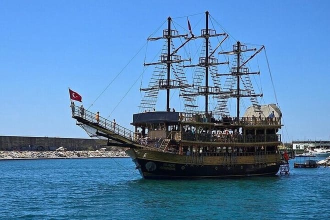 Alanya Pirate Boat Trip with Lunch And Free Soft Drinks photo 4