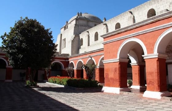 4-day Essential Arequipa and Colca Canyon Tour Package