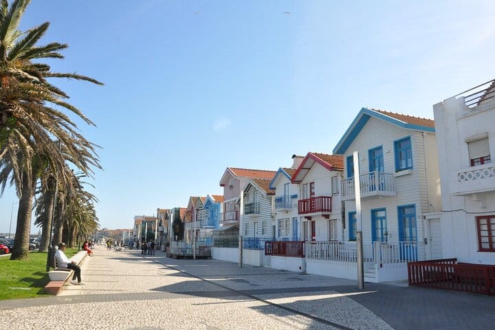 AVEIRO & COSTA NOVA: Full-Day Private Tour from Porto