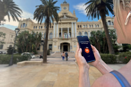 Malaga: Audio Guided Walking Tour (2:15 – 24 audio comments)
