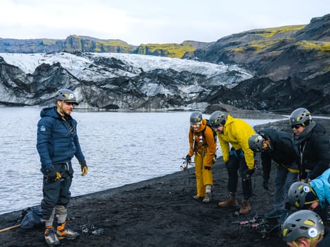 Glacier Hike & Horse Riding in South Iceland, photo 4