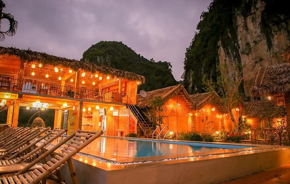 Ninh Binh 2 days 1 night in Bungalow: Hoa Lu-Mua Cave -Tam Coc-Bike-Cuc Phuong