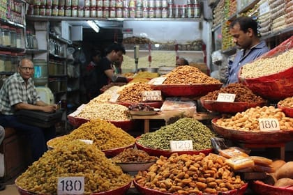 The Authentic Shoppers Trail: A Day Tour of Delhi