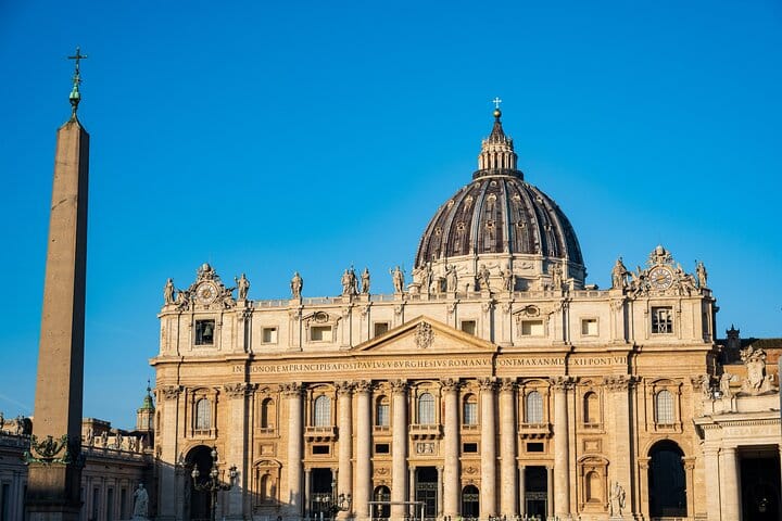 Rome's St. Peter’s Basilica Walking Guided Tour With Dome Climb 2