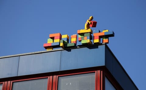 Private Guided Walking Tour of Hamburg's Key Landmarks