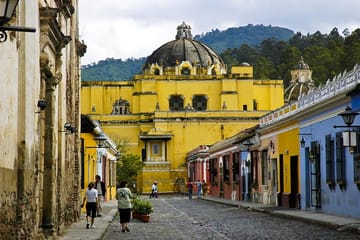 Antigua Guatemala and San Salvador Cultural Day Tour