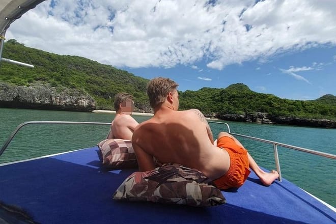 Private Boat Adventure Prachuabkirikhan – Snorkeling and swimming in the clear waters photo 6